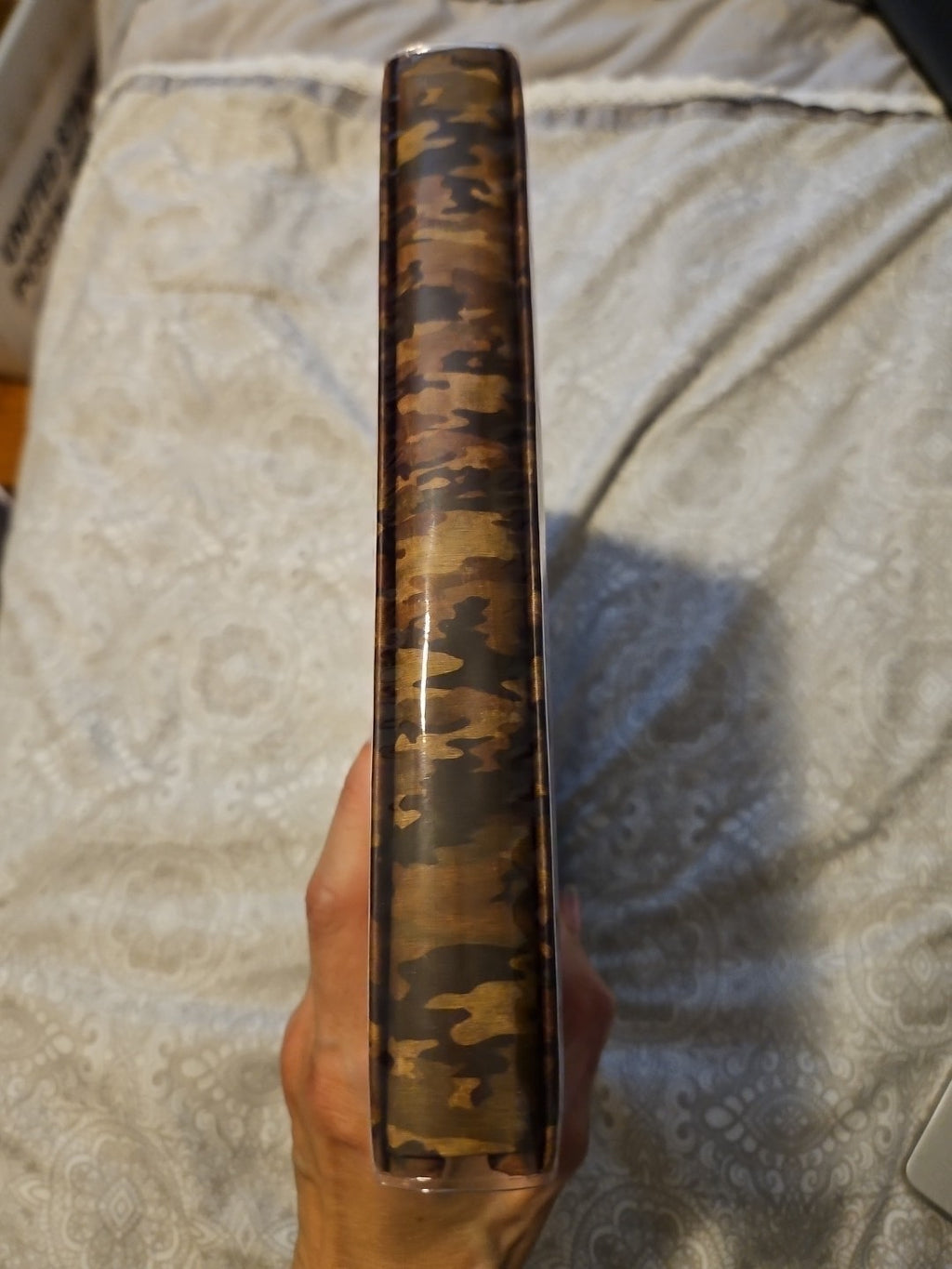 The Paper Studio 8x8 Hunting Theme Ready Made Scrapbook Photo Album 20 Pages NIP