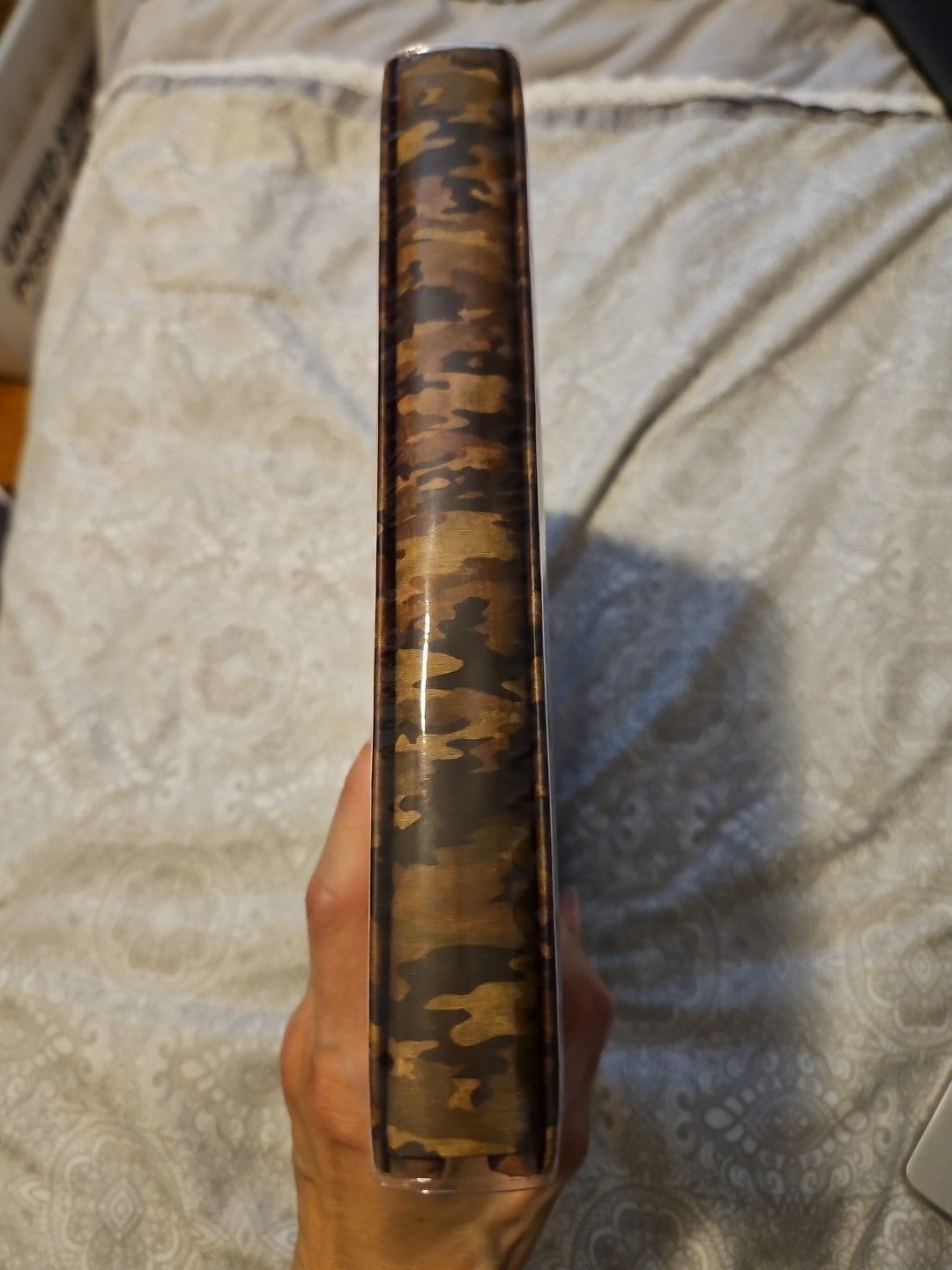 The Paper Studio 8x8 Hunting Theme Ready Made Scrapbook Photo Album 20 Pages NIP