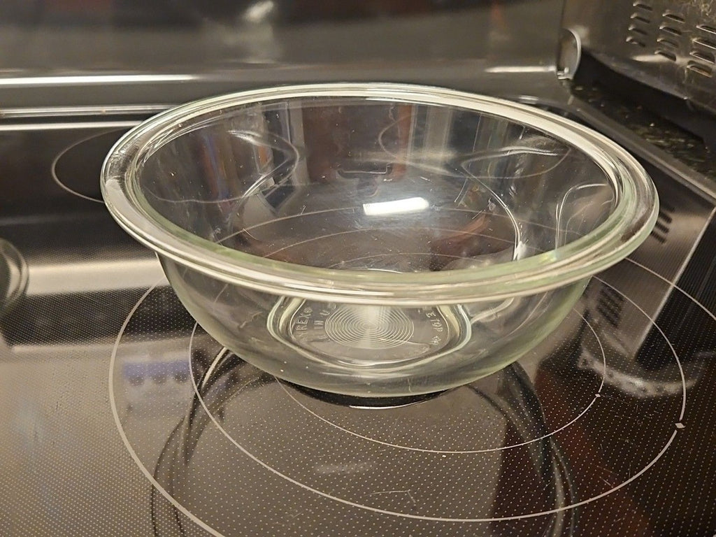 Vintage Pyrex #323 Clear Glass Round Mixing Bowl USA