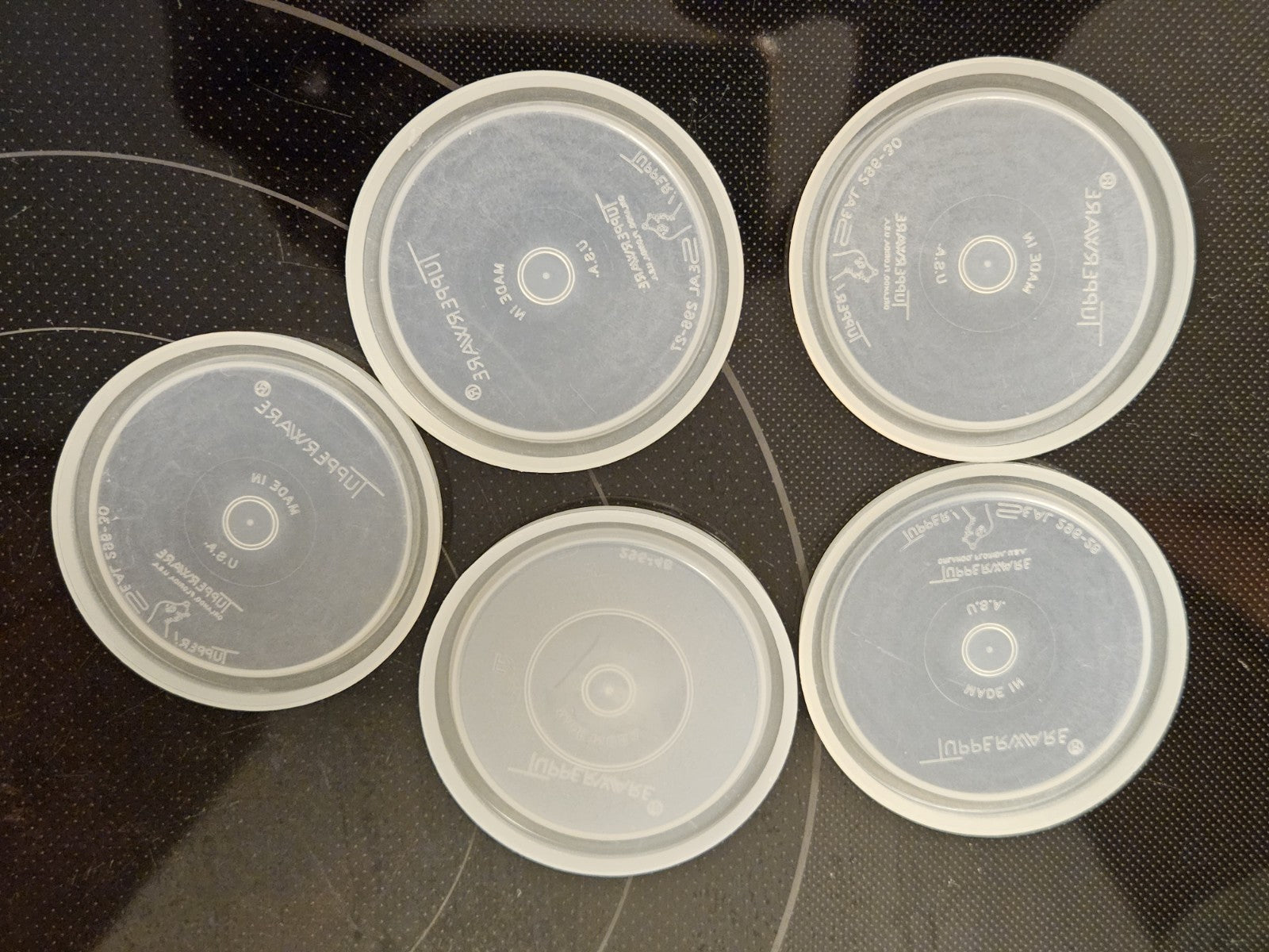 Set Of 5 Vintage Tupperware Parfait Cups Smoke Grey With Lids #754 & #296 EUC