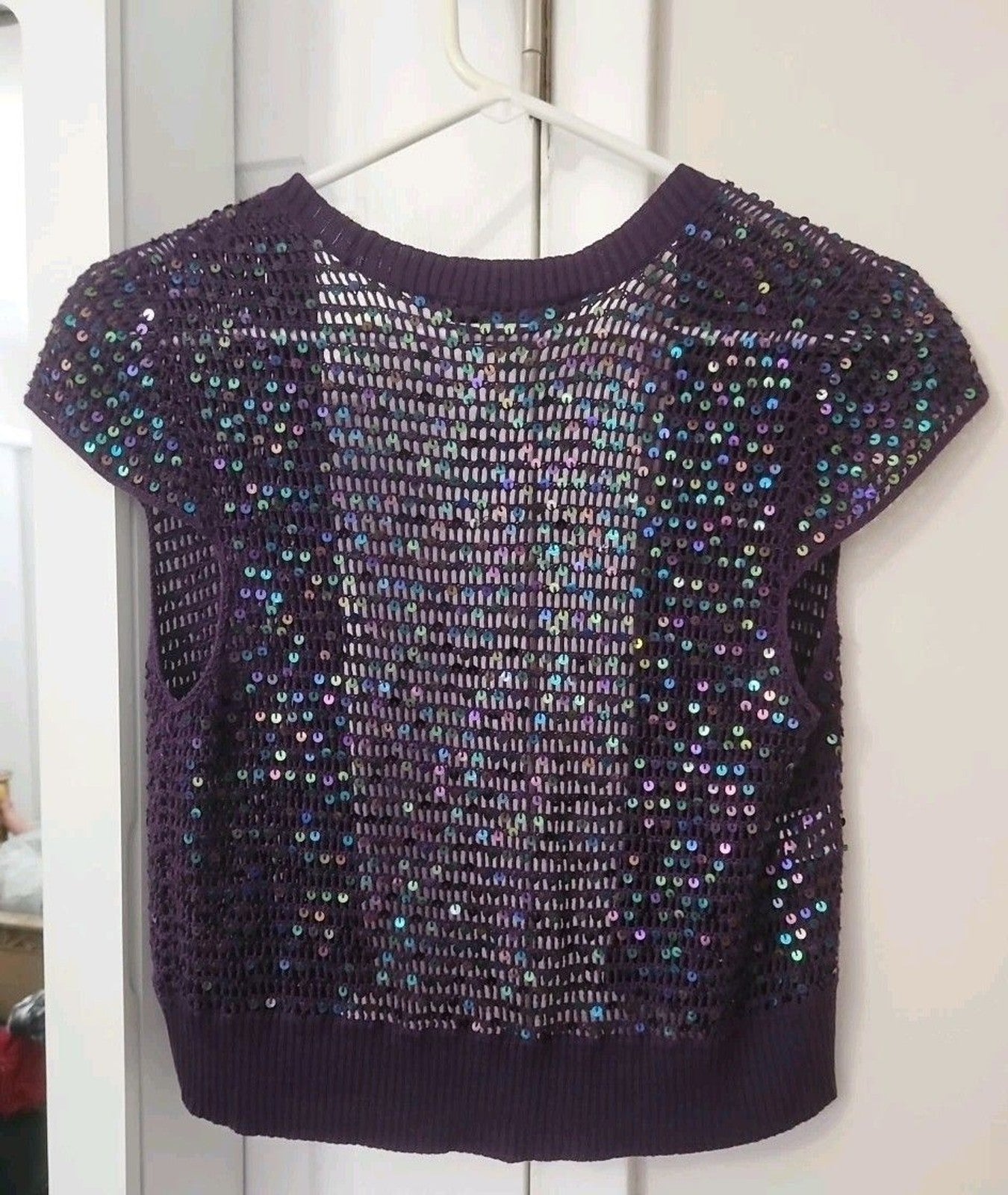 BCBGMAXAZRIA Women's 100% Silk Purple Knit Shrug With Blue Sequins Size M