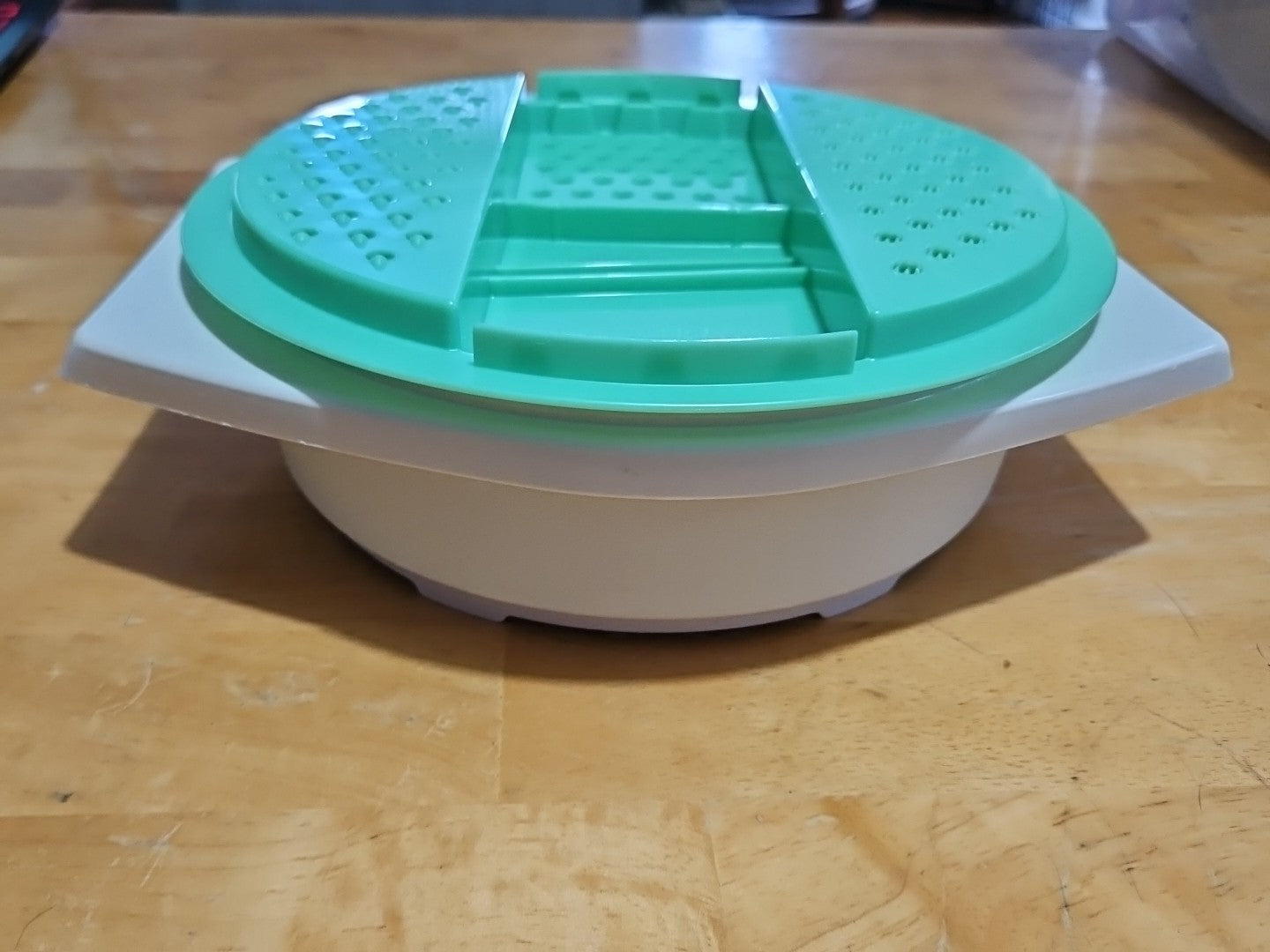 Vintage Tupperware Jadeite Green Cheese Grater W/ Almond Bowl 2 Pc Set - No Lid