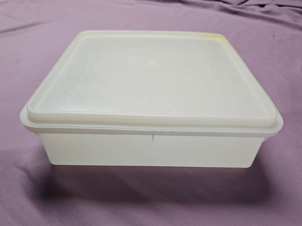 Vintage Tupperware Sheer 9" Square Stack and Store Container #514 W Lid #515