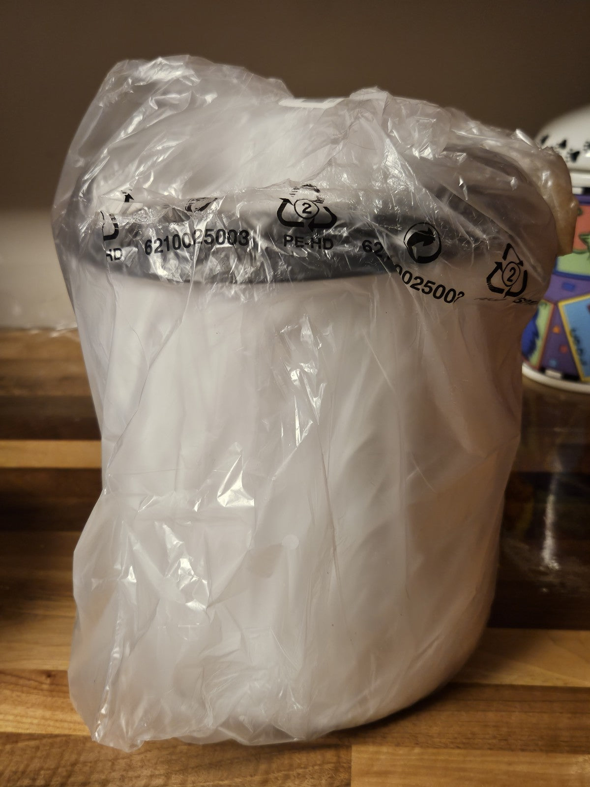 Set of 8 Tupperware One-Touch Topper & Reminder Canisters White W Black Lids New