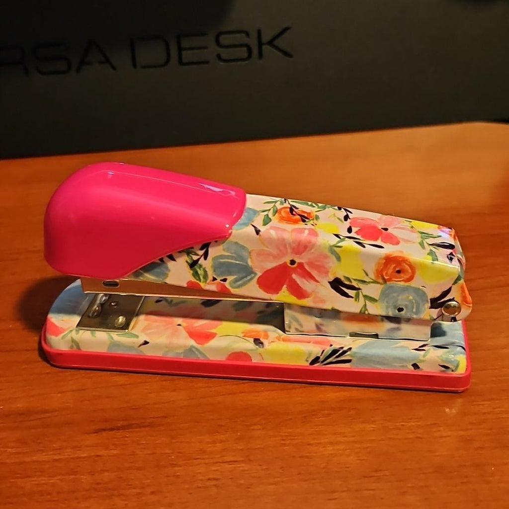 Fiddlestix Paperie, Spring Flower Desk Stapler, 5 inches