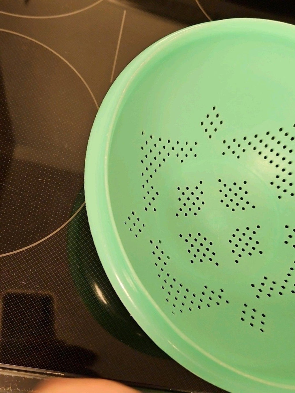 Vintage Tupperware Pasta Strainer Colander  Jadeite Green Footed 9''