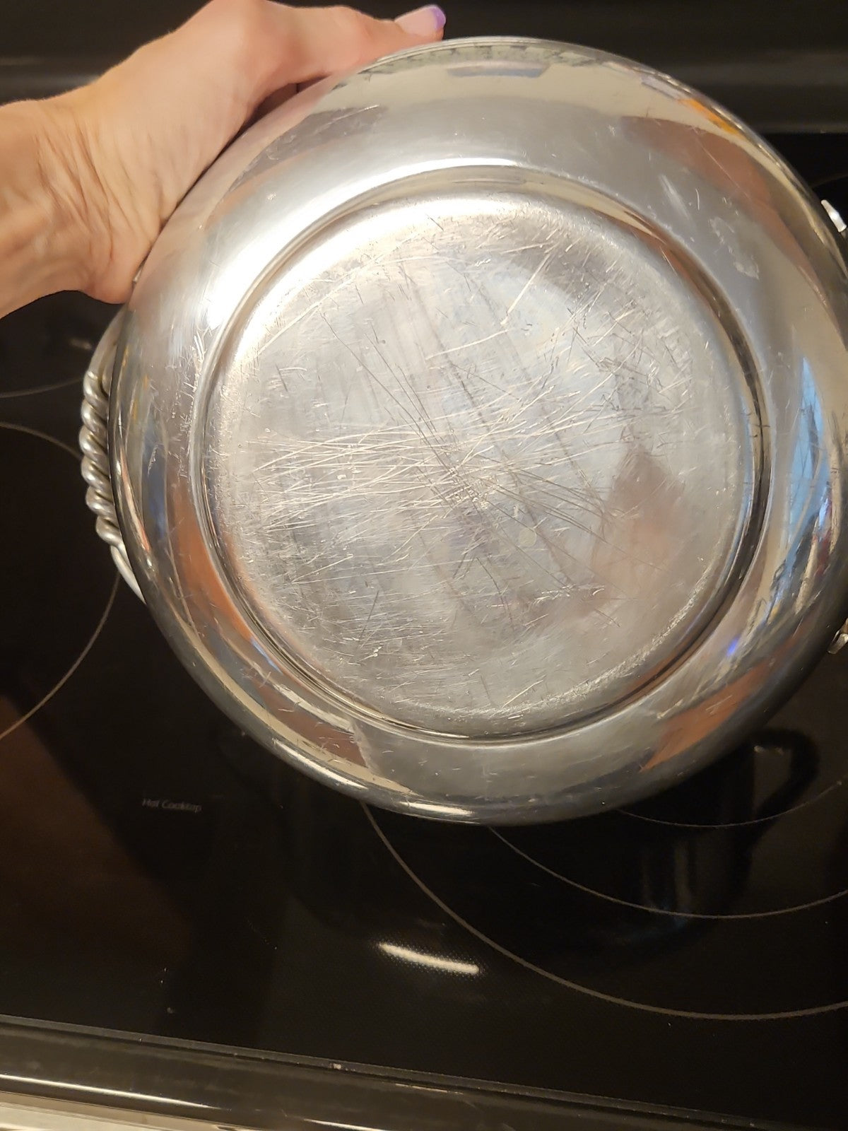 3pc Vintage Buenilum Hammered Aluminum Casserole Serving Set W/ Pyrex 024 & Lid