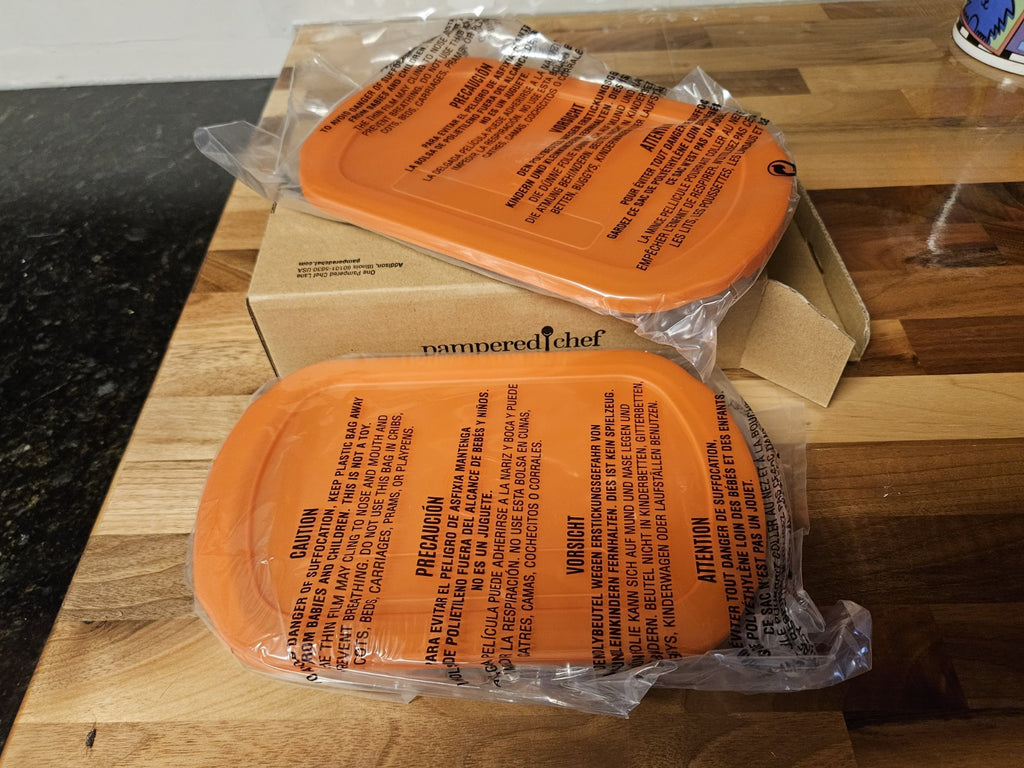 Set of 2 Pampered Chef Freezer Storage Containers with Lids #100078 NIB