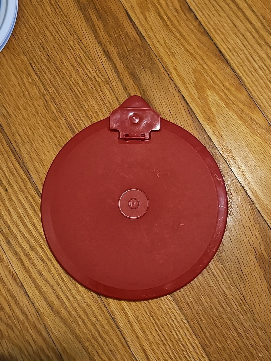 Vintage Tupperware Replacement Red Mix-N-Store Lid Seal 696 with Pour Spout 697