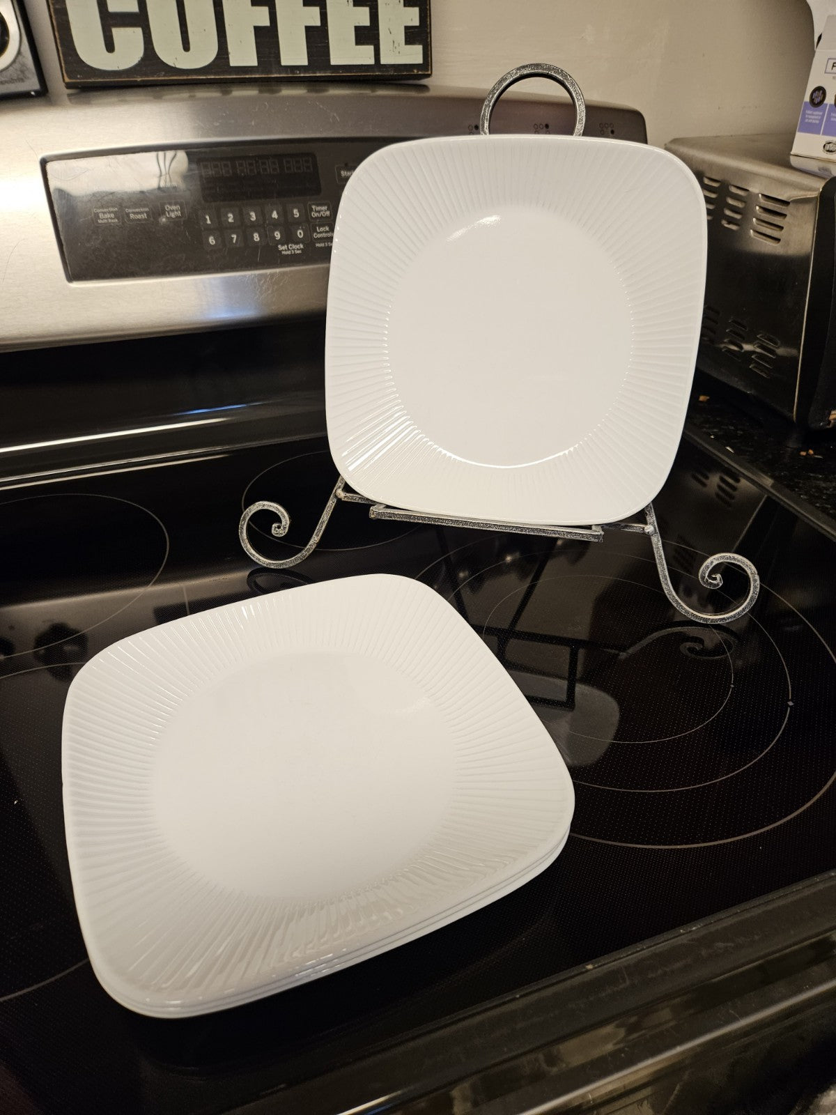Set of 4 Vintage Corelle Vitrelle Scandia Ultra Square White 9" Salad Plates EUC