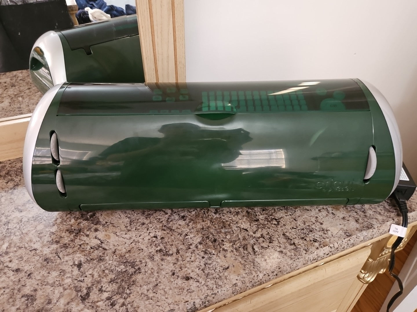 Cricut Expression CREX001 WM Green 29-1035 Electronic Cutting Machine READ