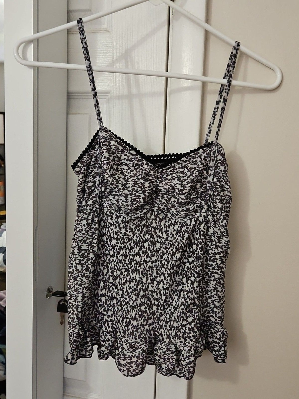 RetroStar Floral Print Ruched Tank Top, Black & White Sz S / M NWT