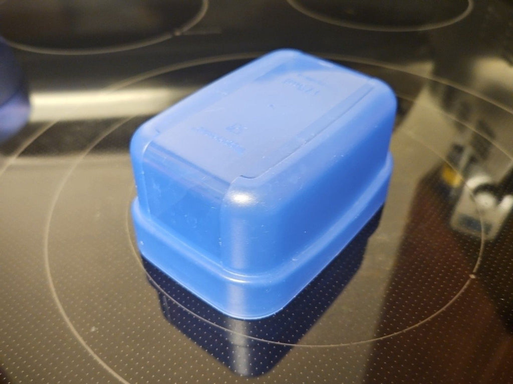 TUPPERWARE Replacement Blue Swing Container #3044A-4 175 ml No Lid