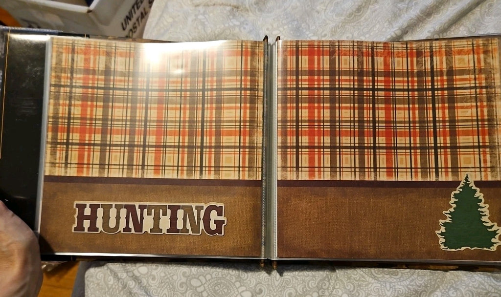 The Paper Studio 8x8 Hunting Theme Ready Made Scrapbook Photo Album 20 Pages NIP