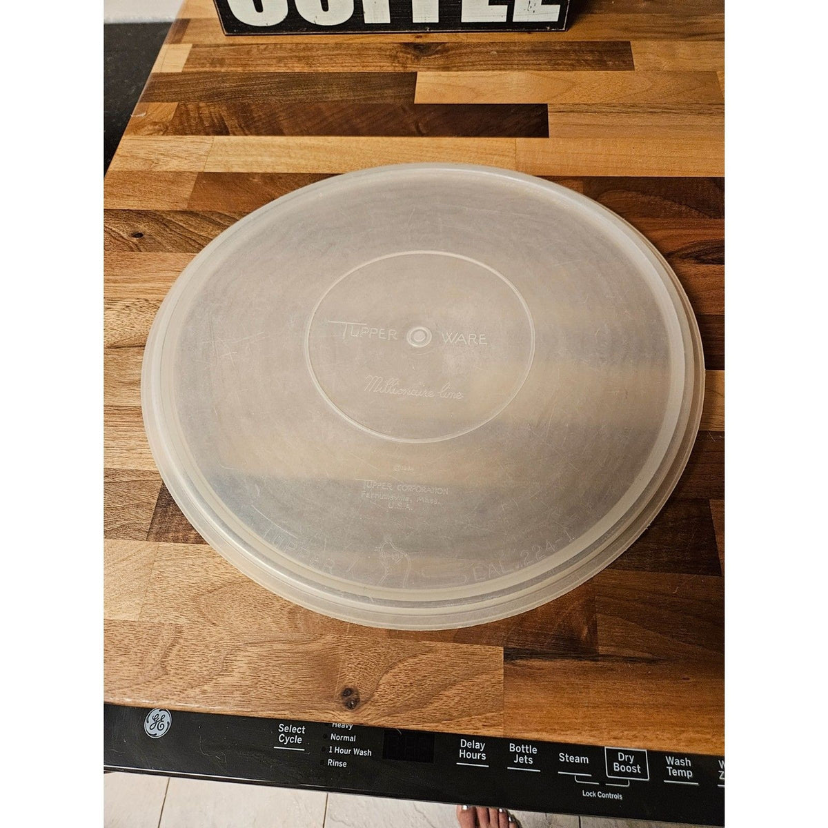 Vintage Tupperware Replacement Lid #224 Sheer Millionaire Line