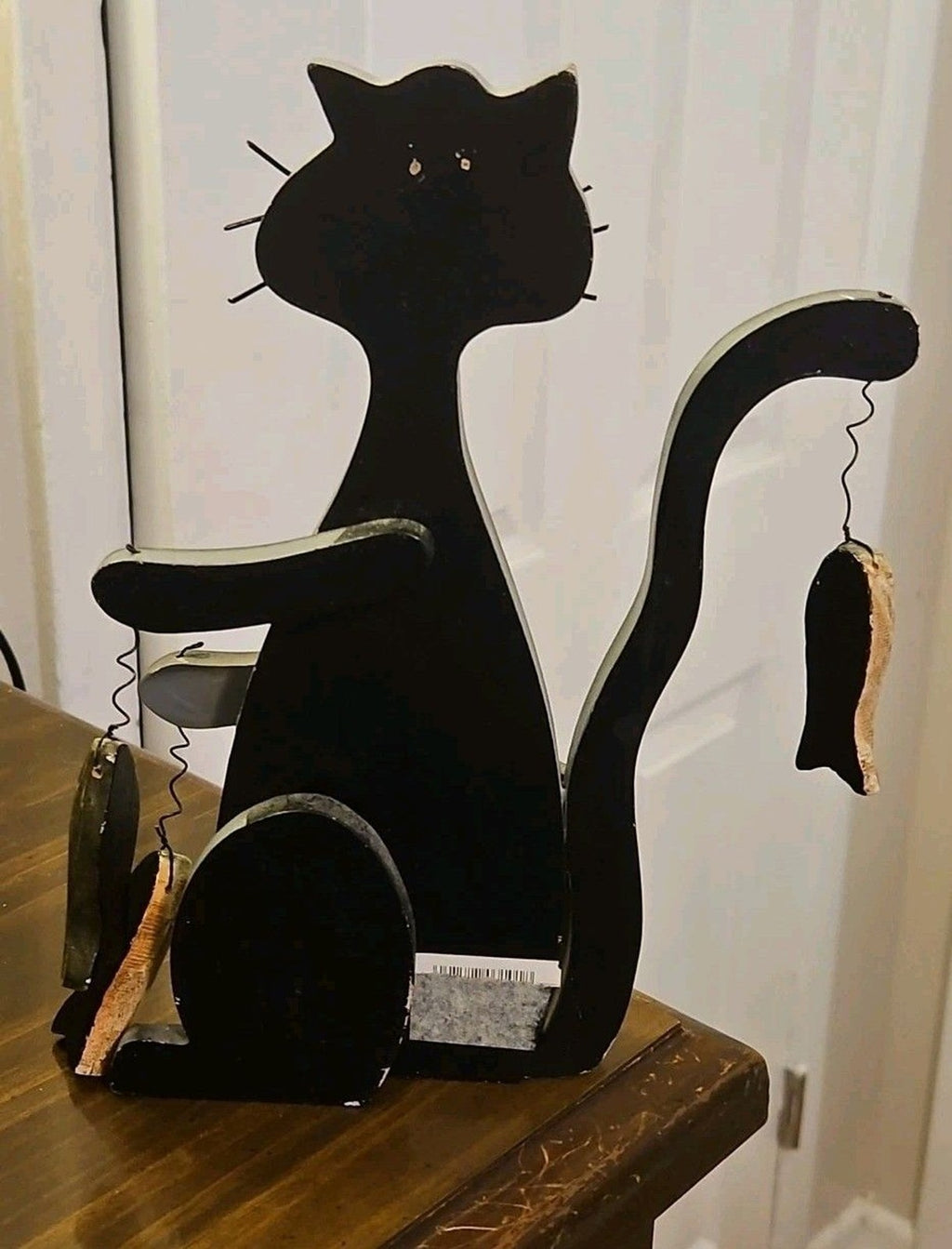 Rusic Folk Art Gray & White Fishing Cat Wood Decor