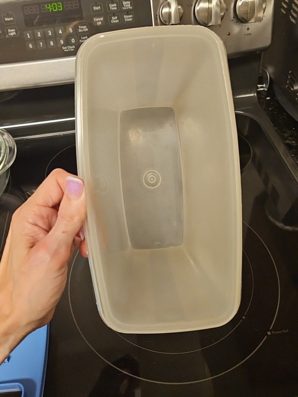 Vintage Tupperware 1588-3 Cereal Container W Blue Flapper Lid 1589-5