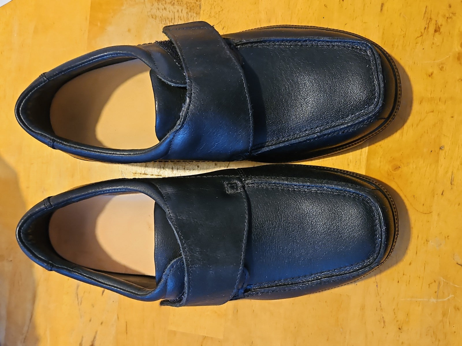 SureFit London Hook & Loop Moc Toe Shoes Soft Leather Black Men’s 12W EUC