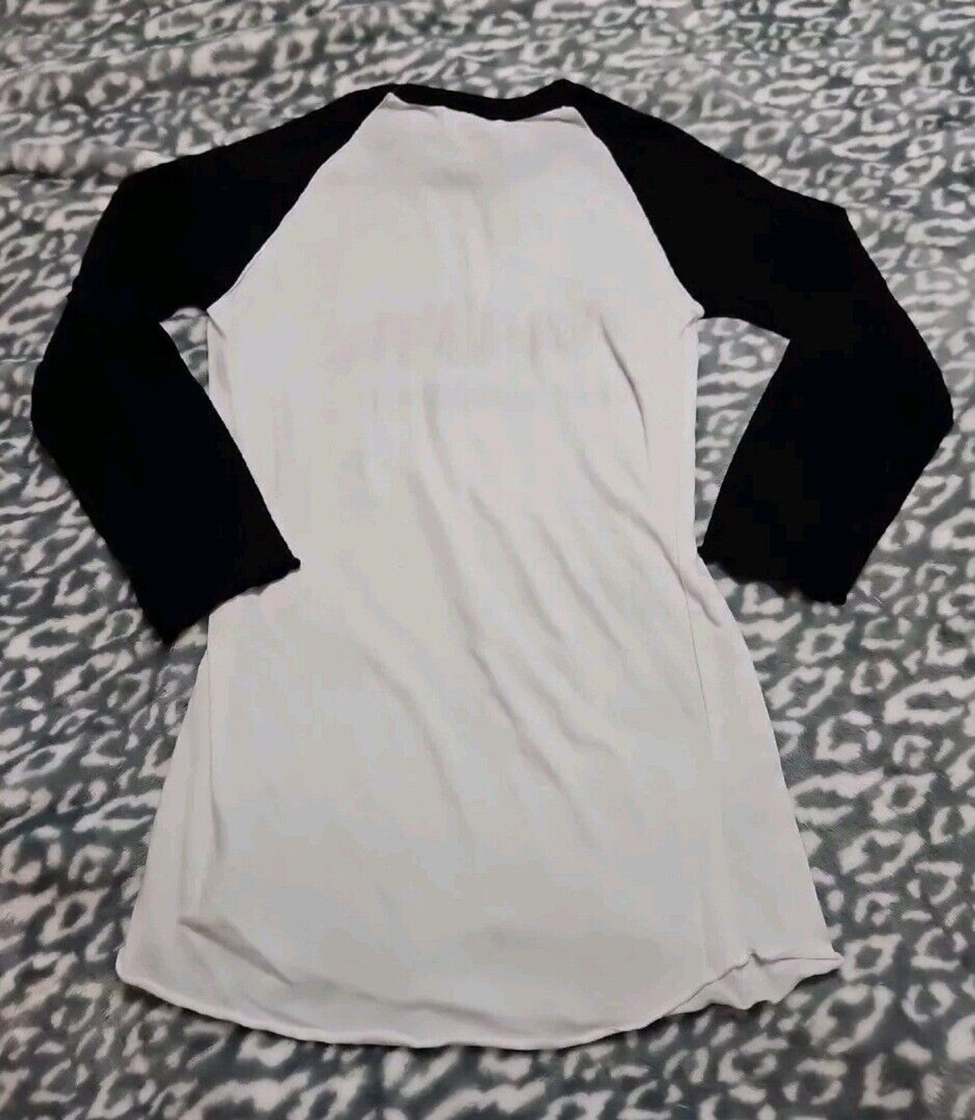 Goth Naughty But Mostly Nice W Silver Skull 3/4 Sleeve Color Block Shirt M