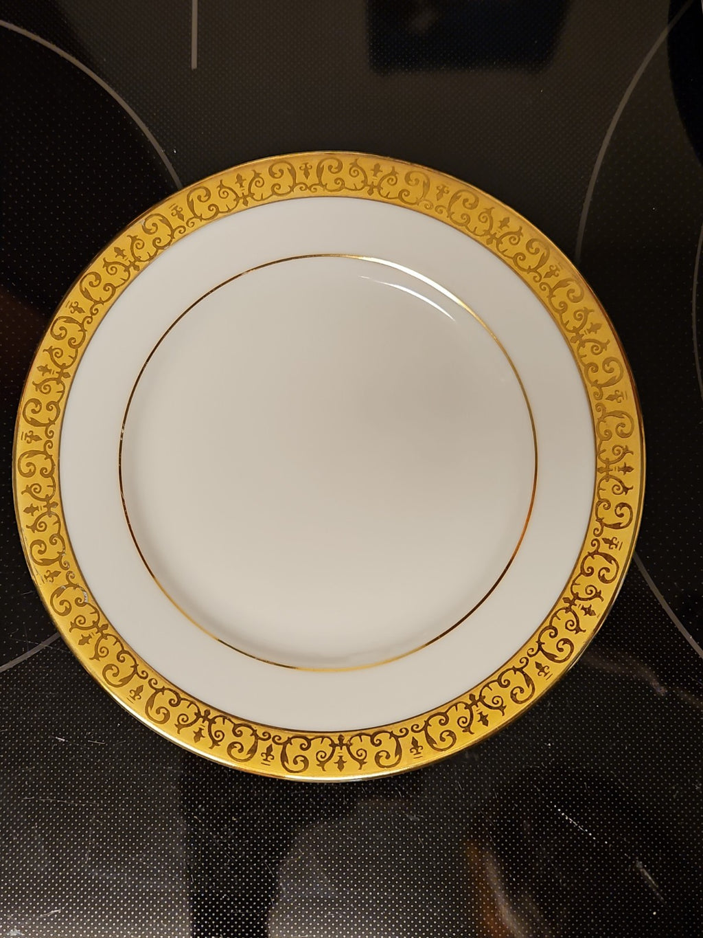 Vintage 1991 Macy's Royal Gallery Gold Buffet  6 1/2" Bread Plates Near Mint