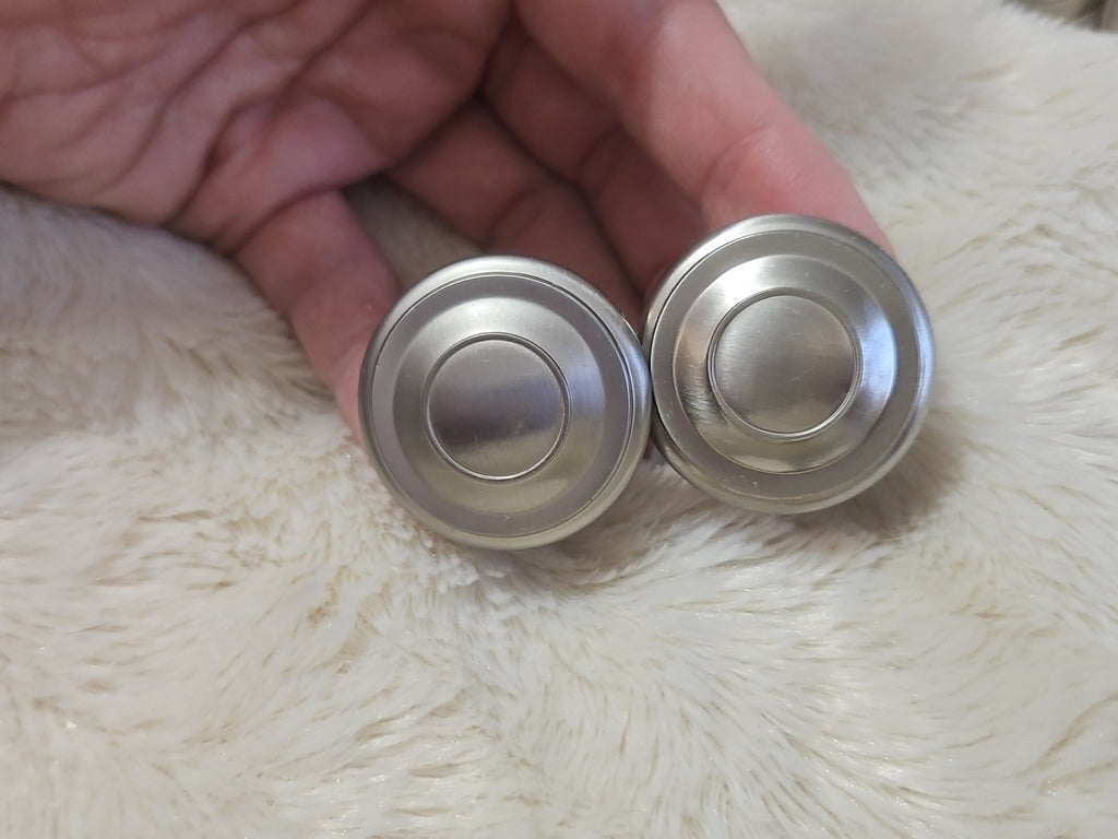Lot Of 8 Liberty Harmon 1 3/8" Classic Satin Nickel Cabinet Knobs Drawer Pulls
