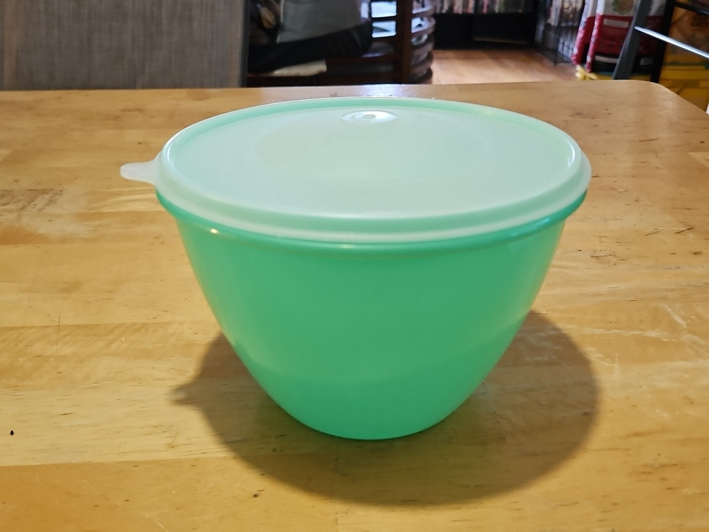 Vintage Tupperware Crisp-It Lettuce Keeper #679-11 Jadeite Green W/Lid No Spike