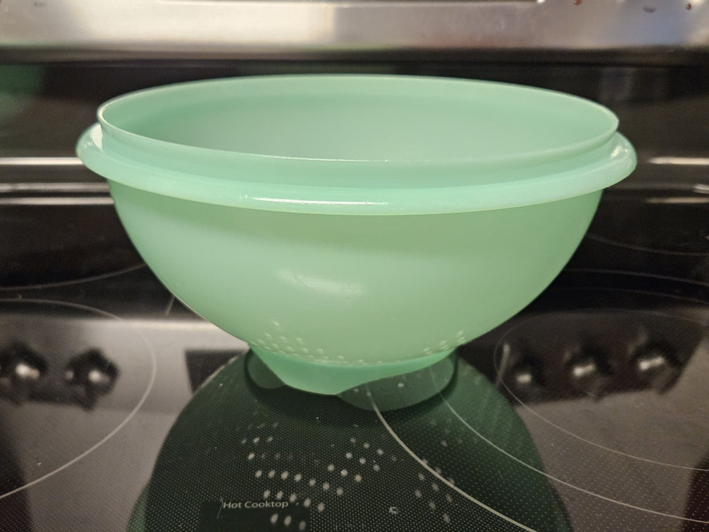 Vintage Tupperware Jadeite Green 9'' Pasta Strainer Colander W Lid #339 & #516