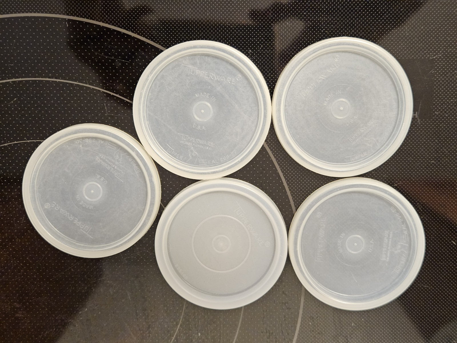 Set Of 5 Vintage Tupperware Parfait Cups Smoke Grey With Lids #754 & #296 EUC