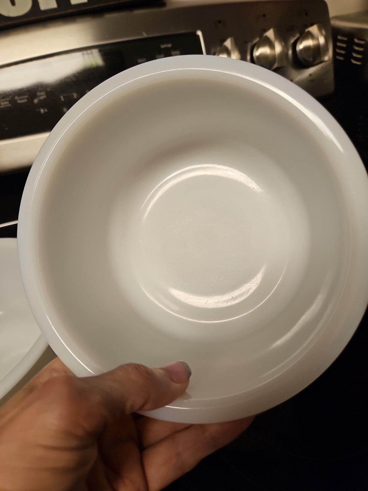 Set Of 2 Vintage Nesting Milk Glass Mixing Bowls Unmarked 9" & 6.5"
