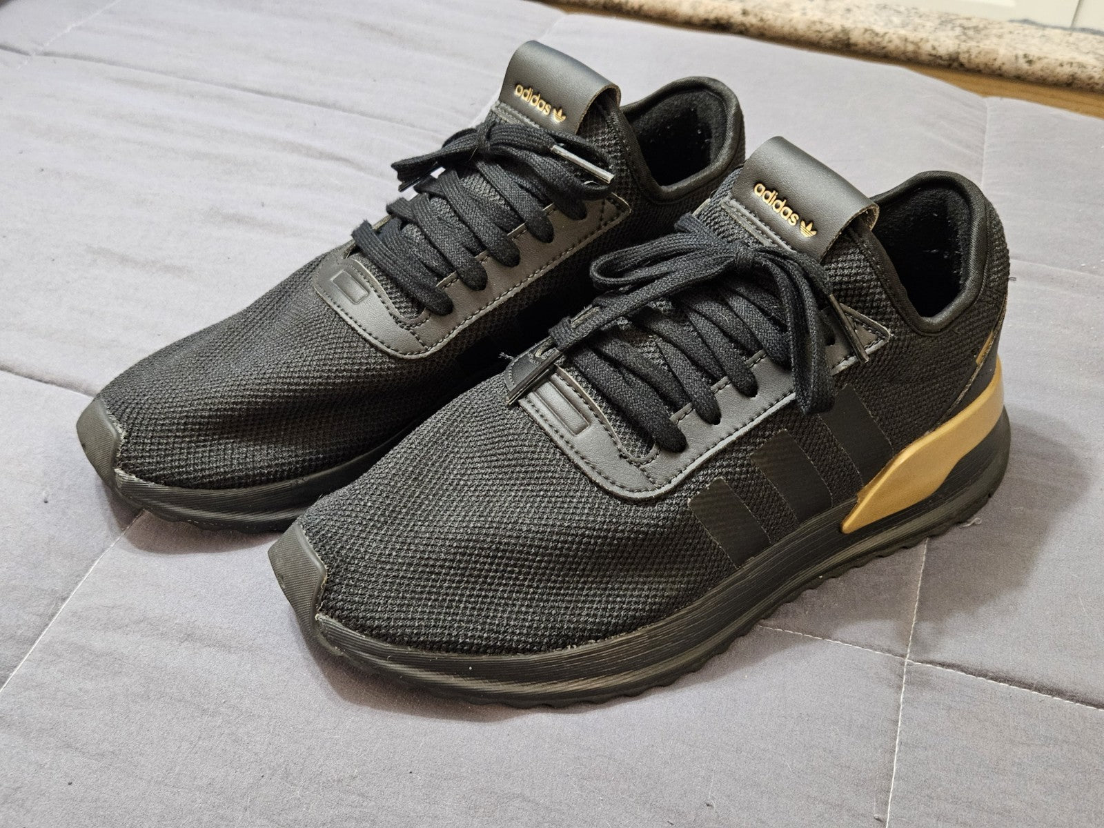 Adidas Originals U_Path X C Black & Gold Running Sneakers Mens Size 10.5 FW7573