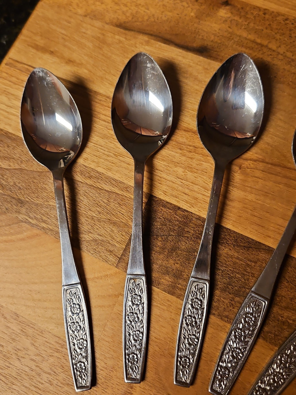 Lot Of 5 Vintage CustomCraft Stainless Steel Spoons CUS10 Rose Design Teaspoons