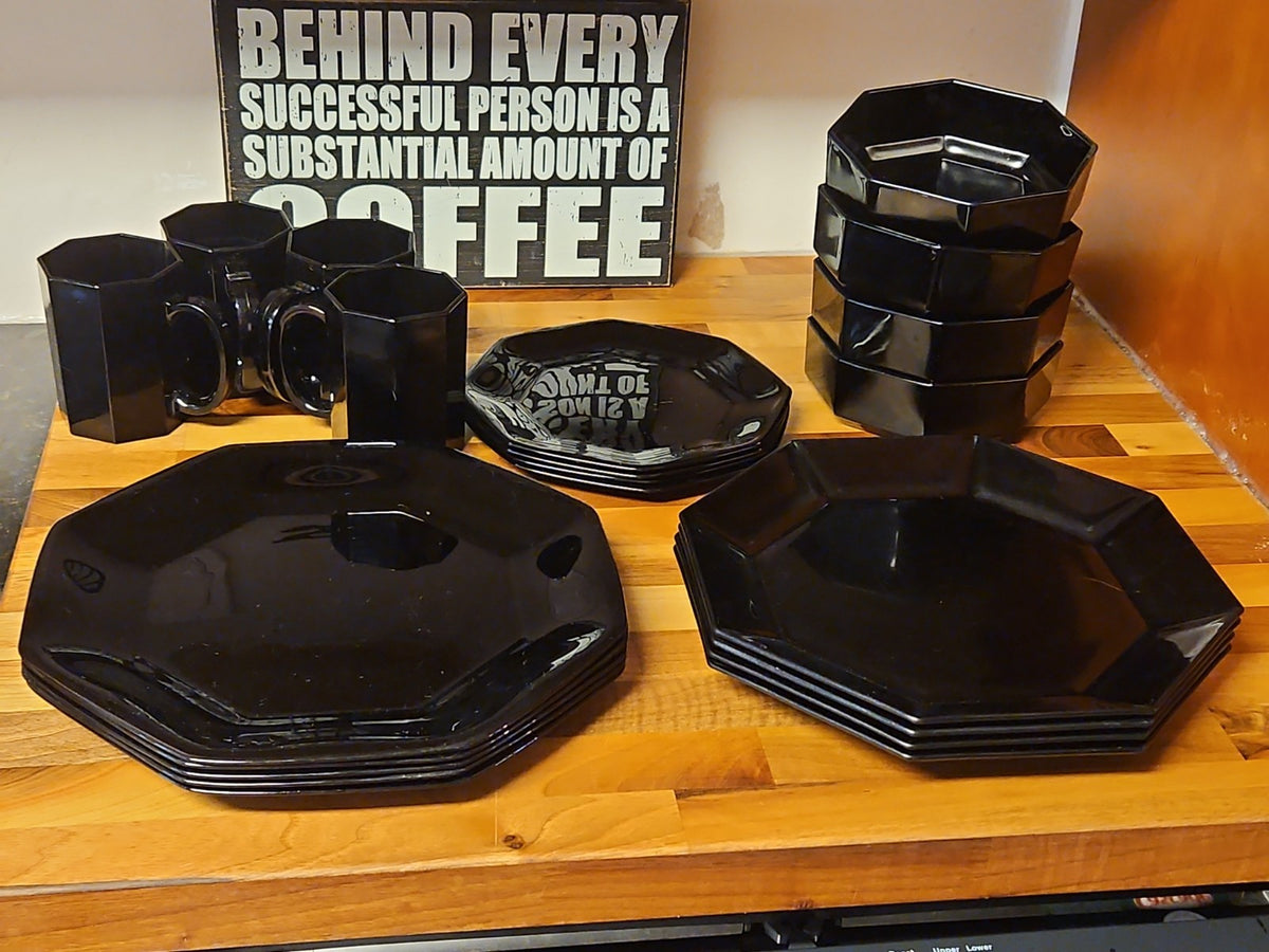 Vintage Arcoroc France Octime Black Dinnerware Set 21 Pc Service for 4 GUC