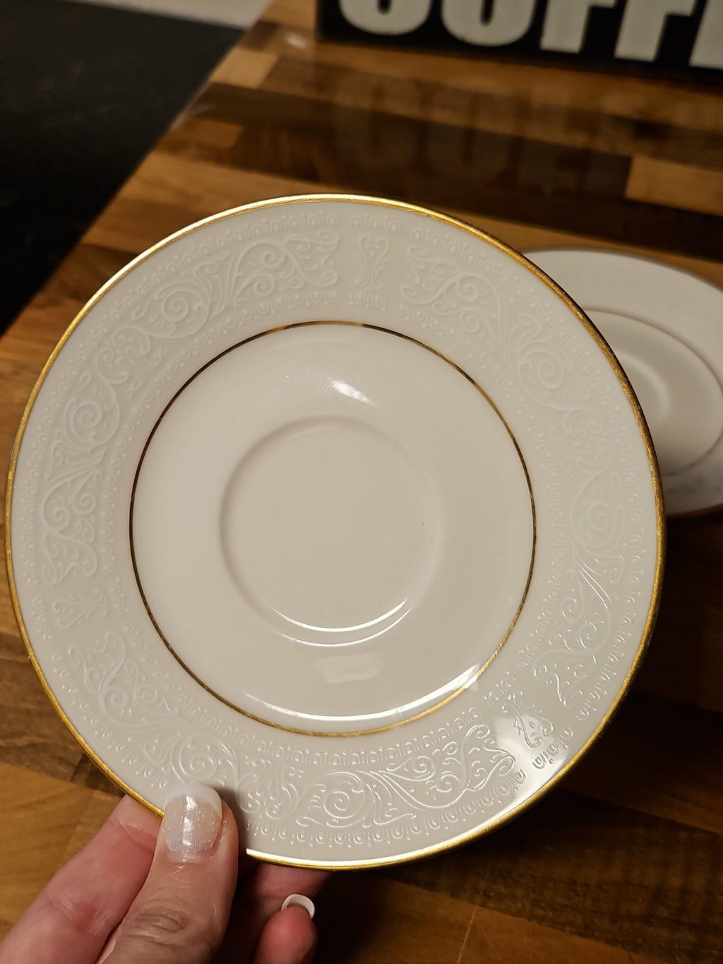 Set of 6 Vintage Noritake Ivory China Tulane 7562 6" Saucers White Scroll Gold