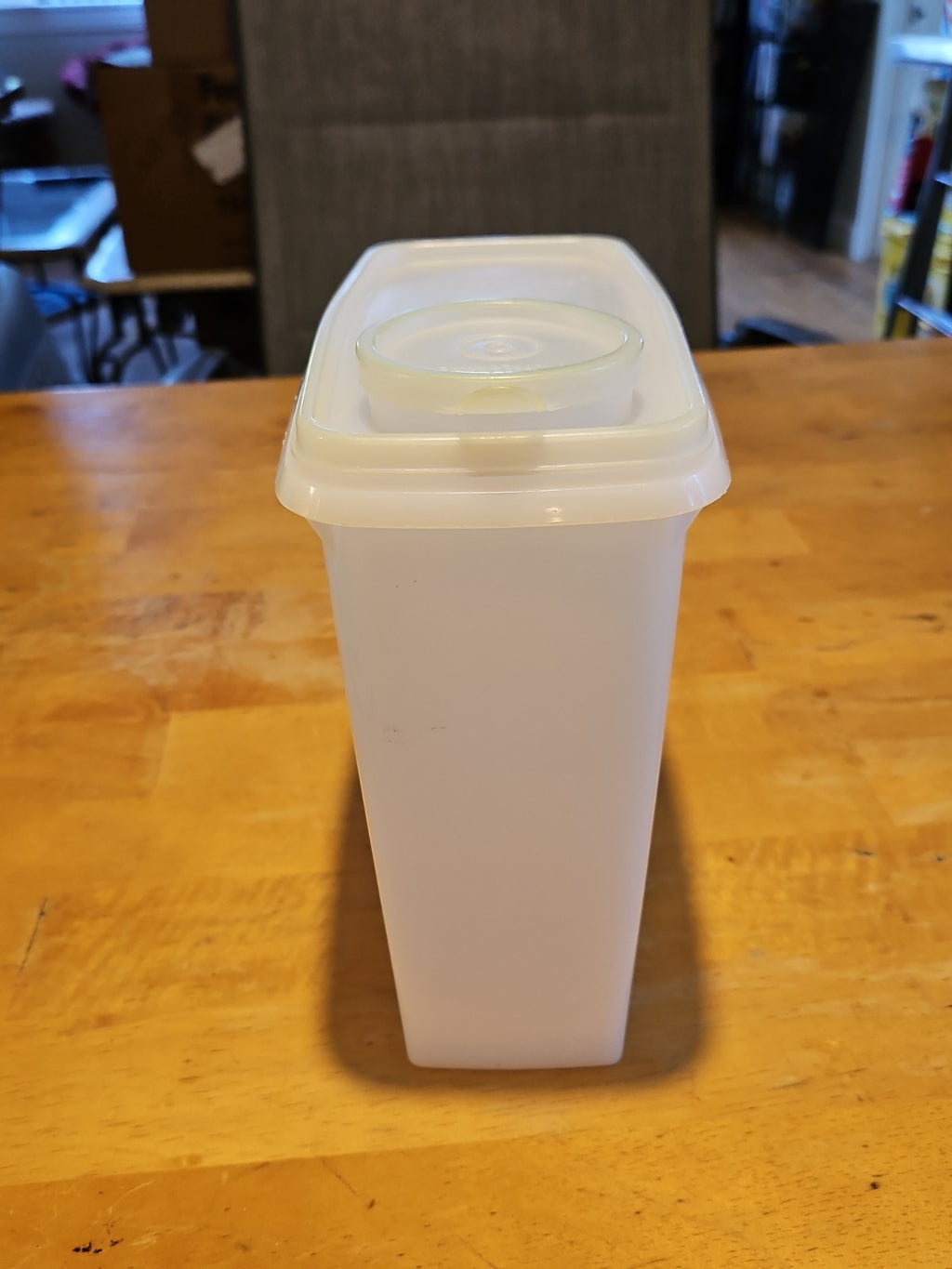 Vintage Tupperware #469 Rectangular Cereal Storage Container W Sheer Lid #470