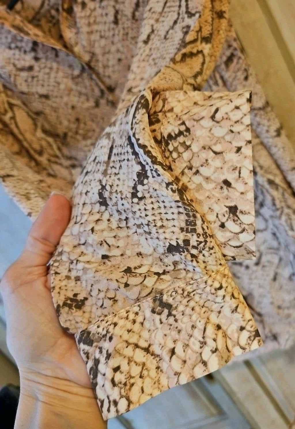 Rose + Olive Womens Blouse Sz Small Pink Snake Print Button Down Long Sleeve