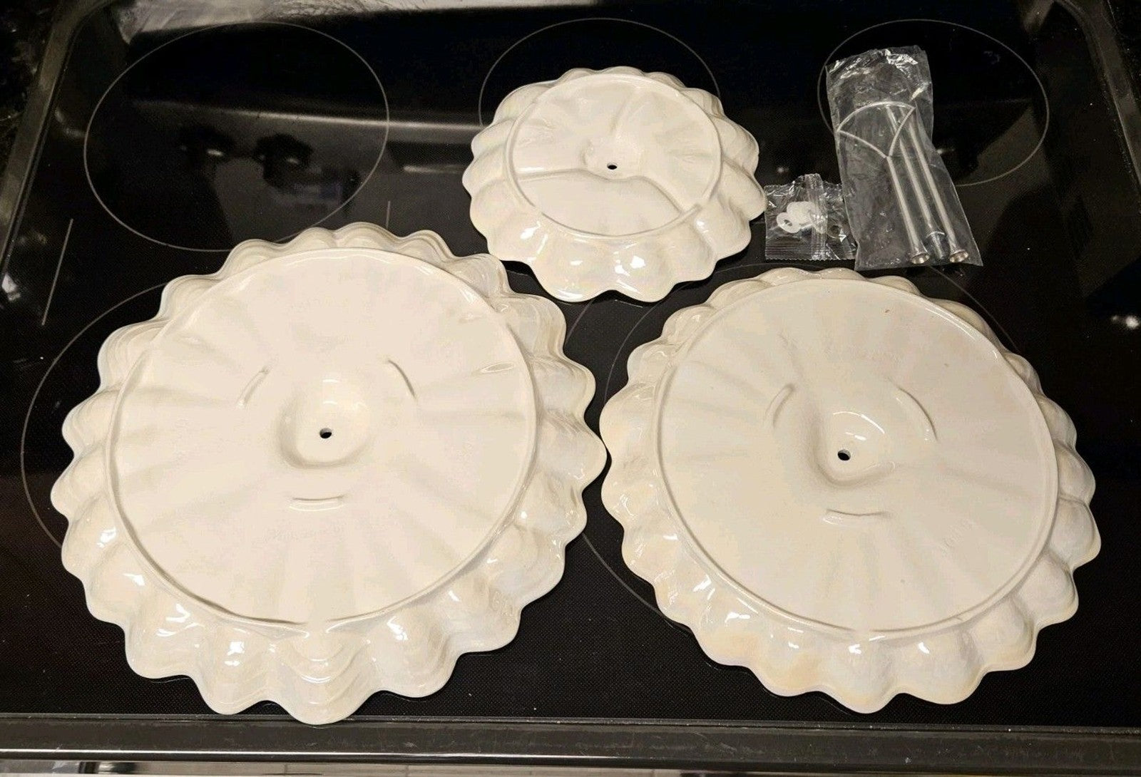 Vintage Maddux Of California Opalescent Cream & Silver 3 Tier Serving Tray READ