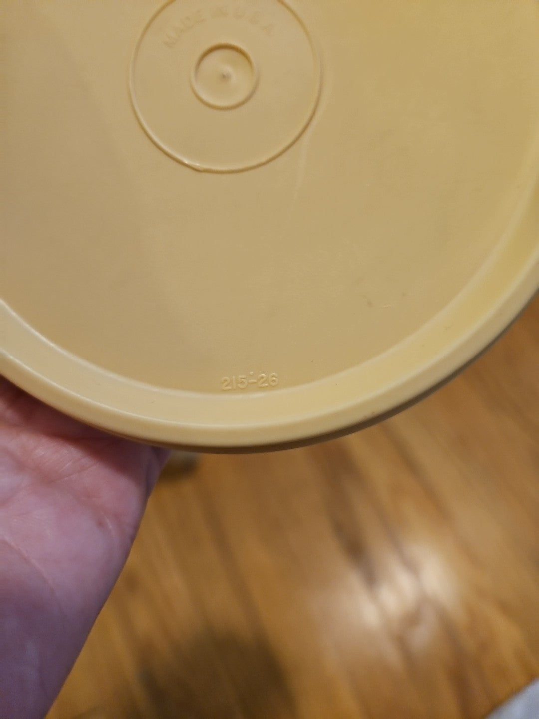 Vintage Tupperware Round Lid Yellow Harvest Gold #215 4.25"