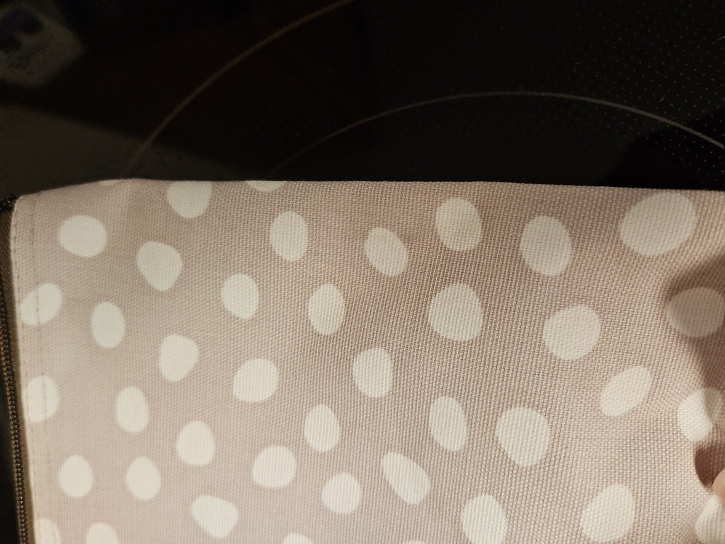 Thirty-One Taupe Beige Lotsa Dots Retired Zipper Bag 12"x 9.5" EUC