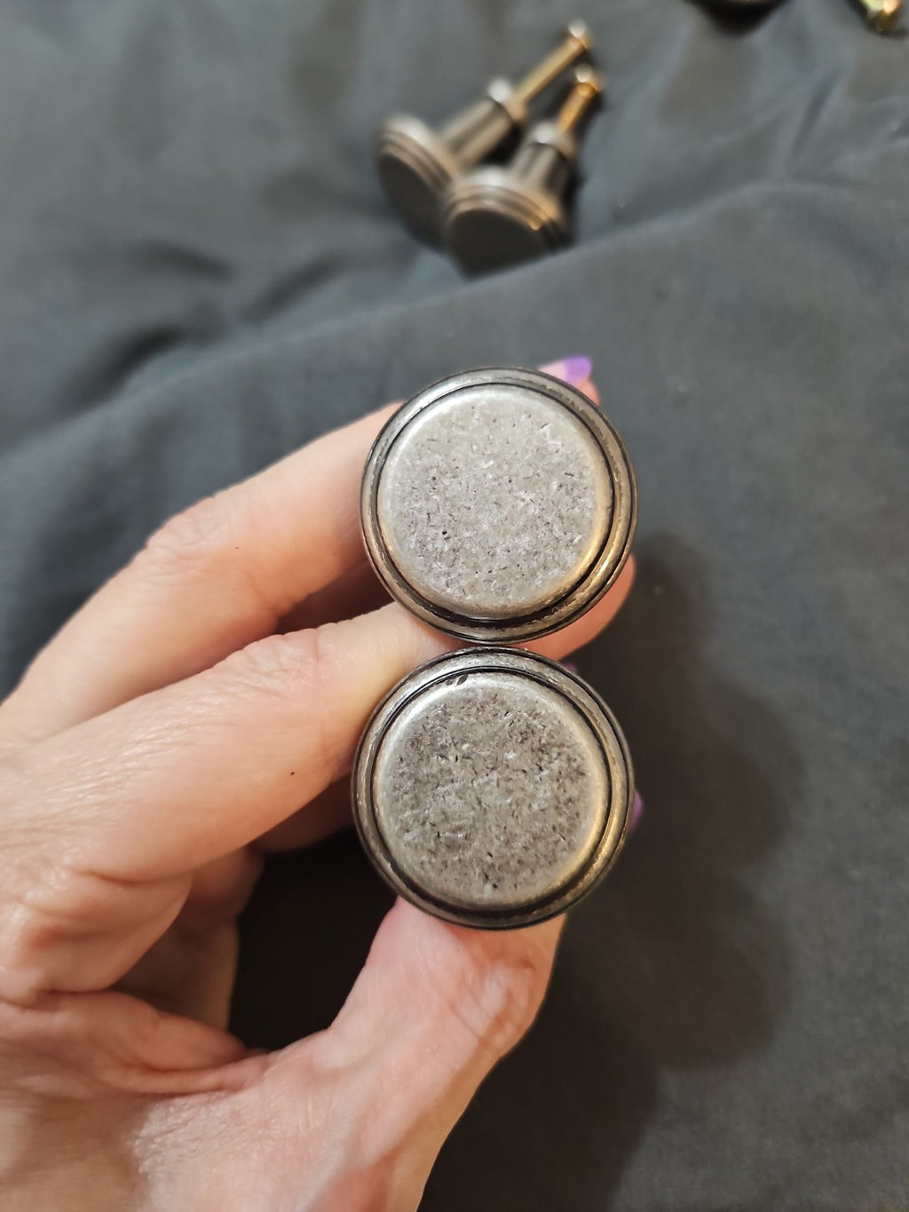 Set Of 4 Top Knobs TK196PTA Luxor Knob Large 1 1/4" Pewter Antique EUC