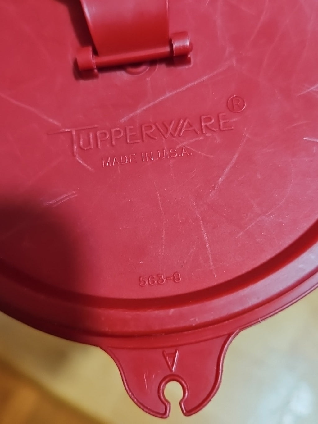 Vintage Tupperware 261 Sheer Handolier Pitcher Red Flip Top Seal 563
