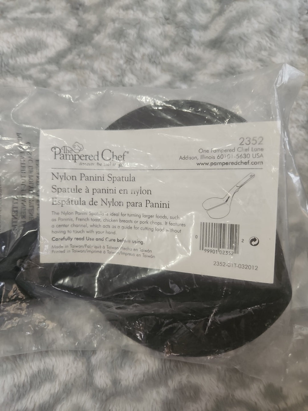 Pampered Chef Panini Spatula 2352 Black Nylon Hamburger Sandwich Turner New Flip