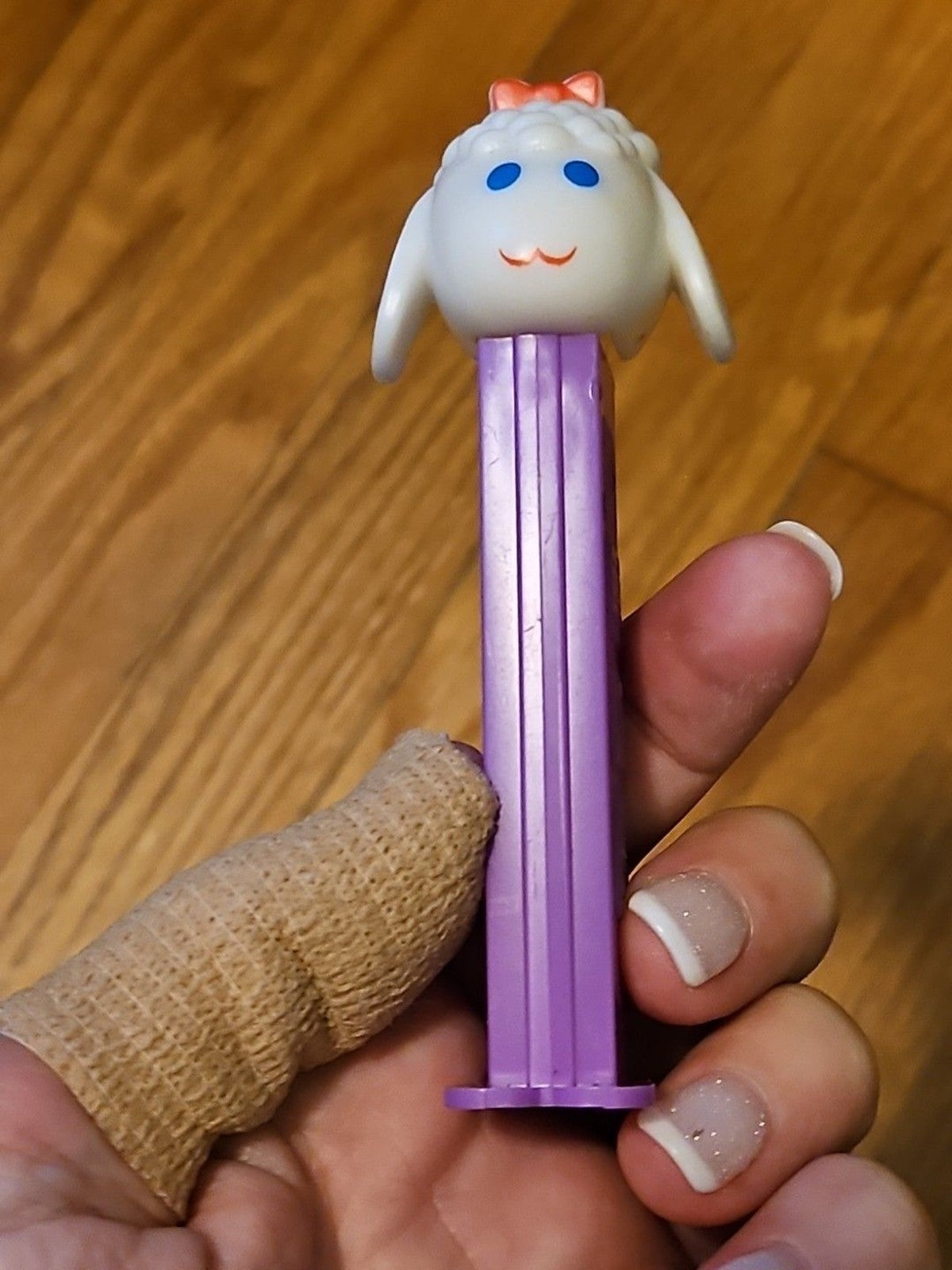 Vintage White Lamb Red Bow Purple 1979 Pez 4 Inch Dispenser With Feet