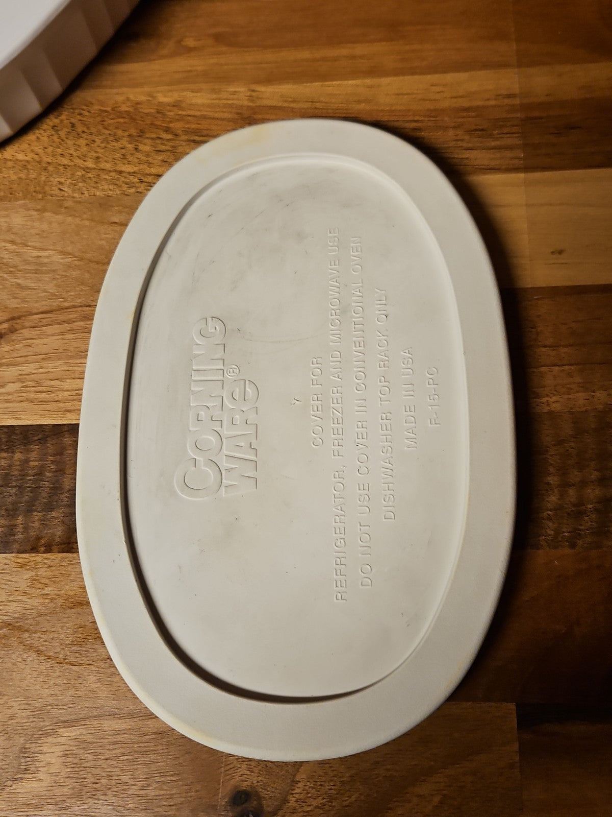 Vintage Corning Ware French White F-15-B Oval Casserole Dish 15oz w Lid