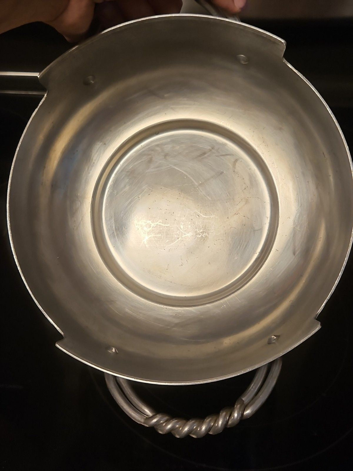 3pc Vintage Buenilum Hammered Aluminum Casserole Serving Set W/ Pyrex 024 & Lid