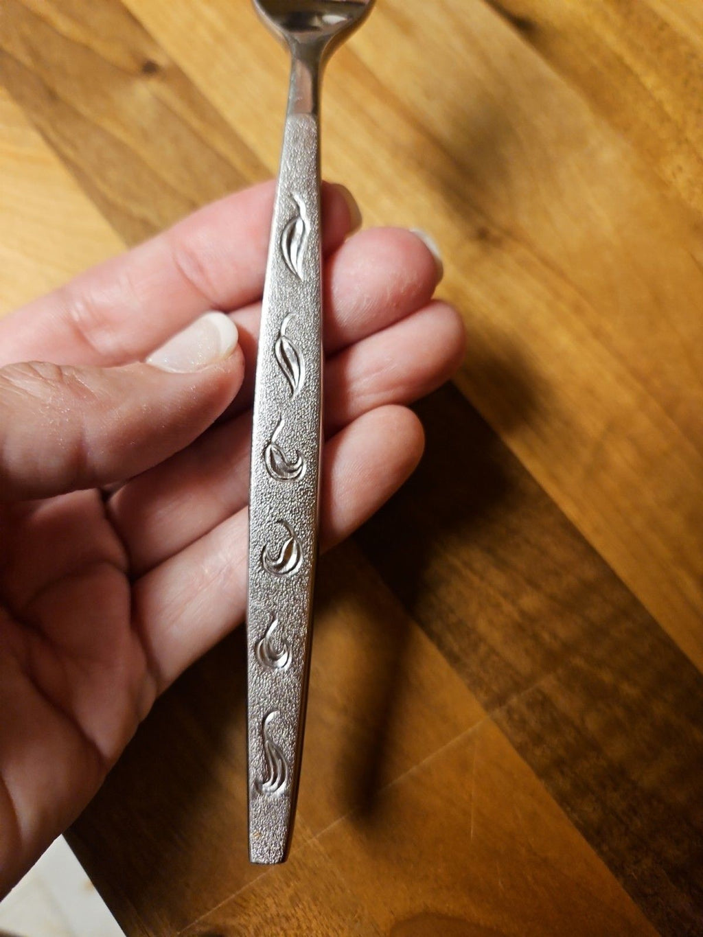 Vintage Everbrite Premier Stainless EVS13 Dinner Fork Textured Leaf Silverware