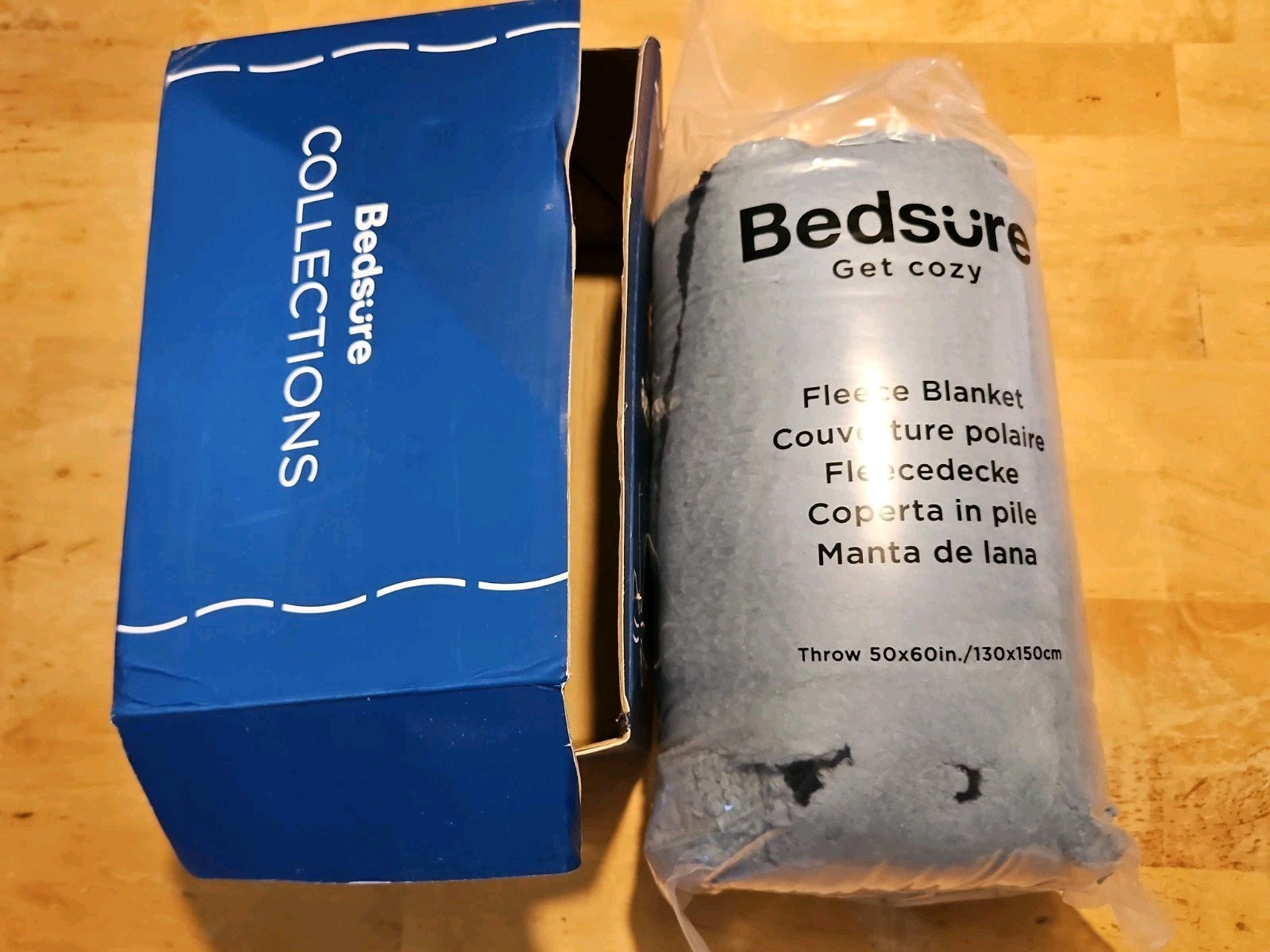NIP Bedsure Sherpa Jacquard Reversible Throw Blanket 50"x60" Light Blue/Navy