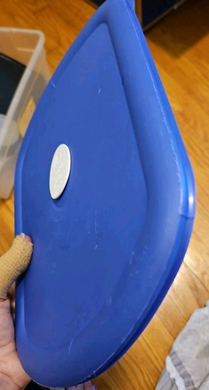 Pyrex Pro 3-qt Blue Rectangle Vented Replacement Lid 8212-VPC 12"x9"