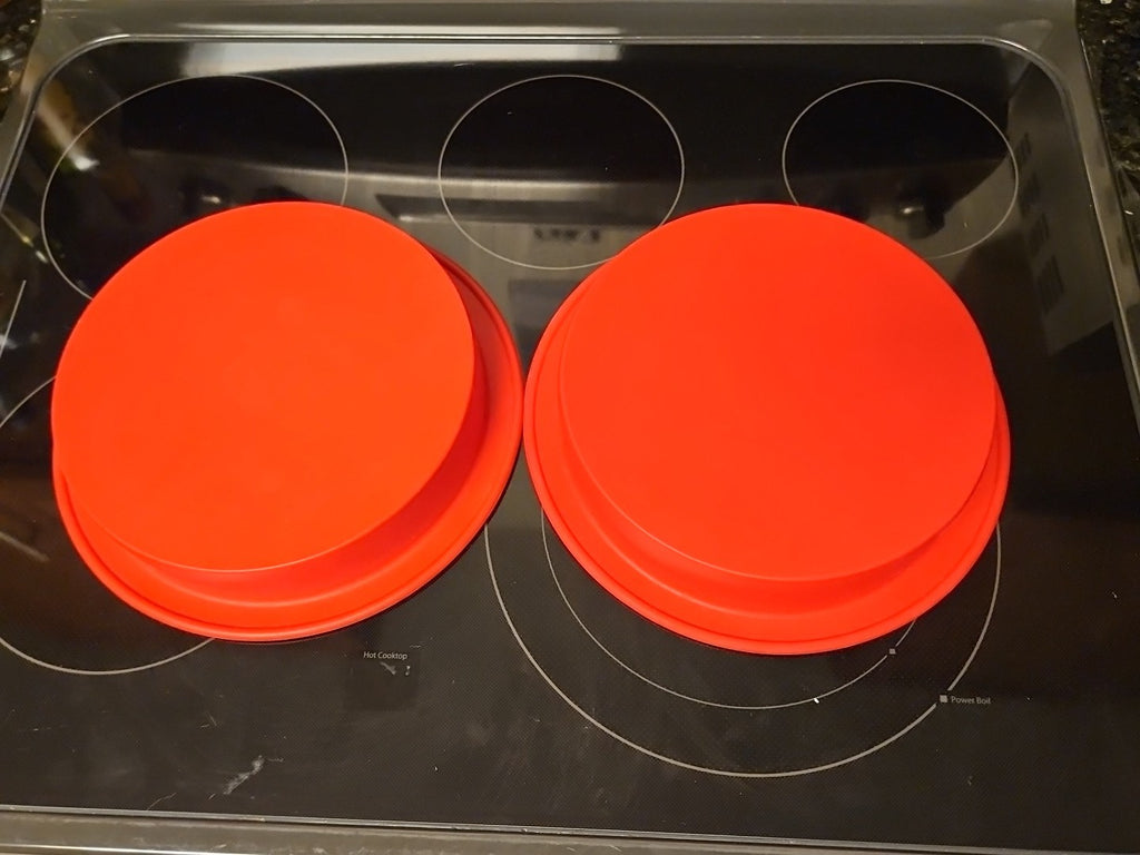 Set of 2 Red KitchenAid Silicone Cake Pans 9 Inch Round Very Nice