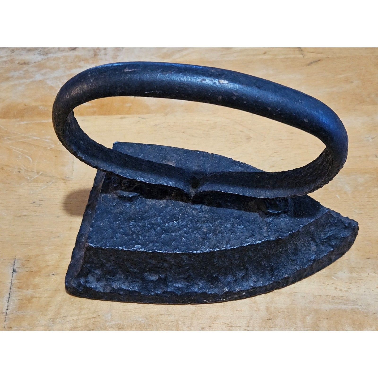 Rustic Vintage Antique Sad Iron Black Cast Iron 6" EUC