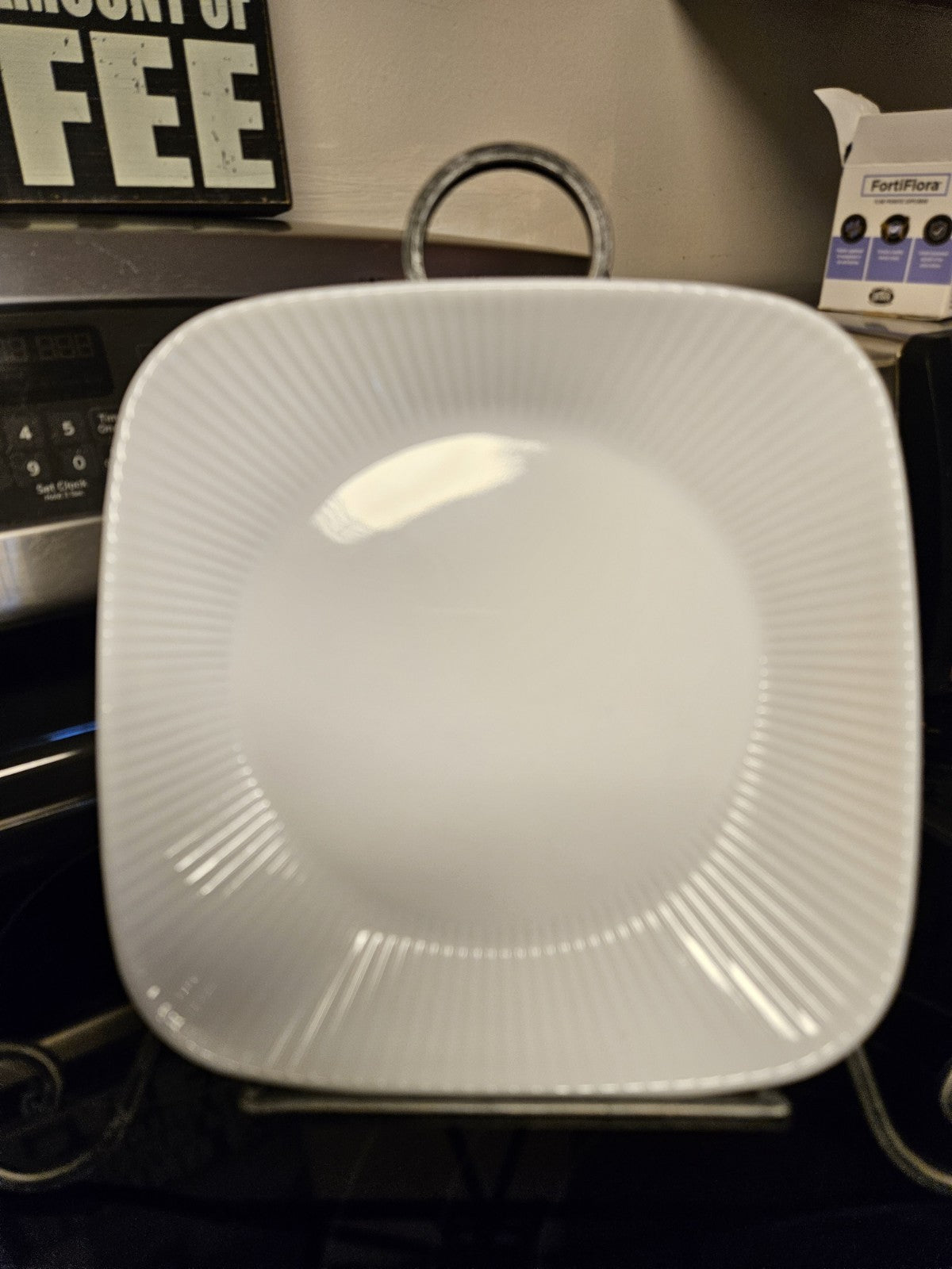 Set of 4 Vintage Corelle Vitrelle Scandia Ultra Square White 9" Salad Plates EUC